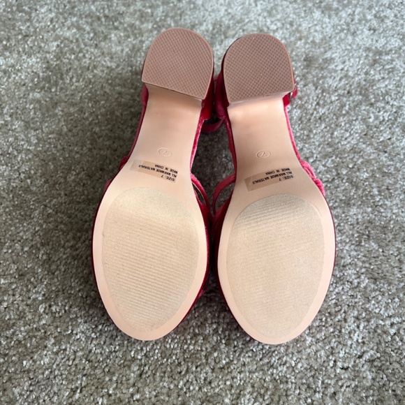 Yannie Rose Velvet Strappy Platform High Heel Sandals - Picture 4 of 5